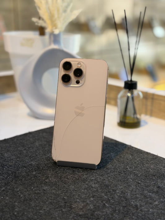iPhone 16 Pro Max 256GB 93% Ecran Refait Original - Dos Cassé